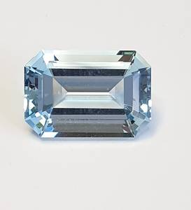 Aigue-marine naturelle 5,50 carats taille octogonale pierre précieuse brute bleu ciel pierre de naissance de mars pour la fabrication de bijoux vente en gros ZUBEDA GEMS JEWELLRY - Product Image 1