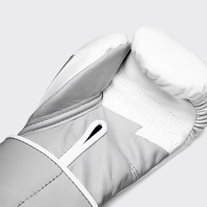 Gants de boxe MMA en cuir style FLY, unisexes, de qualité supérieure, pour l'entraînement et le sparring, avec poignets extensibles et lacés |   Personnalisable |   Quantité minimale de commande : 1 - Product Image 4
