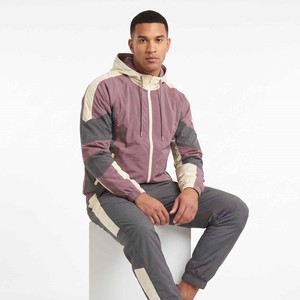 Ensembles de survêtements amples en nylon coupe-vent personnalisés pour hommes avec bandes contrastantes, sweats à capuche et pulls réfléchissants - Product Image 4