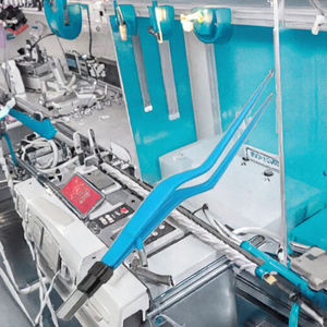 Pinzas Bipolares con Recubrimiento, Punta de Irrigación Manual Tipo Bayoneta para Cirugía ORL, Neurocirugía y Cardiaca, de Acero, Incluye Cable Bipolar - Product Image 2