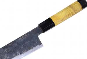 Couteau de chef de style japonais artisanal, manche octogonal en bois et corne, outil culinaire professionnel - Product Image 3