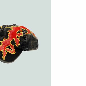 Gorra de Béisbol Negra Unisex con Bordado de Dragón Rojo, Estilo Urbano de 6 Paneles, para Primavera/Verano, Talla 58-60CM - Product Image 3