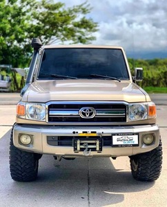Toyota Land Cruiser 4x4 Usada, Blanca, Gris Plateado, Cabina Simple, Diésel, Automática, 4 Asientos, Todoterreno, SUV - Product Image 3