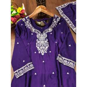 Traje Sharara de Chifón de Diseñador con Bordado de Lentejuelas - Product Image 3