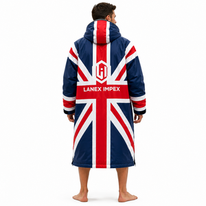 Chaqueta Parka Larga con Capucha y Forro Polar Impermeable, Diseño Personalizado con la Bandera Británica, para Cambiarse en la Playa, Natación y Surf - Product Image 4