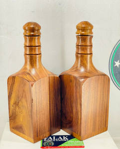 Botella de Agua de Madera Martillada Hecha a Mano de Alta Calidad para Oficina, Tapa Hermética, 500 ml, Ecológica, Aislamiento Térmico de 6-12 Horas - Product Image 3
