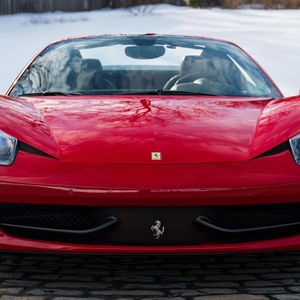 รถยนต์มือสองที่เชื่อถือได้ Ferrari 458 Spider ปี 2015 จำหน่ายจำนวนมากในราคาพิเศษ - Product Image 1