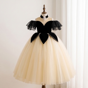 Vestido de Niña para Damas de Honor, de Lujo, en Terciopelo Negro y Tul Color Champán, con Hombros Descubiertos, Adornos de Perlas, Estilo Princesa, para Cumpleaños, Bodas y Concursos - Product Image 1