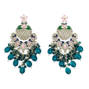 Boucles d'oreilles pendantes ethniques traditionnelles et élégantes, ornées de pierres et de perles, avec motif Paisley serti de pierres Kundan, en alliage plaqué or, idéales comme cadeau. - Product Image 1