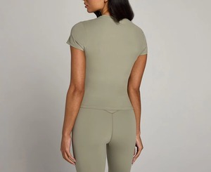 Camiseta de manga corta con cuello redondo para mujer – Camiseta básica informal, ajustada y económica para damas - Product Image 5