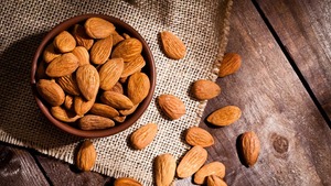 Almendras Dulces Orgánicas Recién Cosechadas Sin Cáscara Horneadas con Color Natural de Primera Calidad a Granel para Exportación, Nueces Crudas en Oferta - Product Image 6
