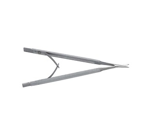 BEST CARE INTERNATIONAL Porte-aiguilles ciseaux 14 cm à lames droites et lisses, manuel, en acier inoxydable, instrument certifié ISO13485 - Product Image 2