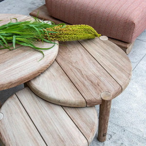 Mesas de Jardín Redondas Modernas al por Mayor, Juego de Tres, Madera de Teca Duradera, Acabado Liso - Product Image 4