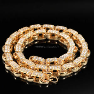 Collier Hip Hop en Argent Sterling 925 avec Chaîne Cubaine Sertie de Diamants Simulés Taille Ronde Brillante – Idéal pour Fêtes, Mariages et Anniversaires - Product Image 6