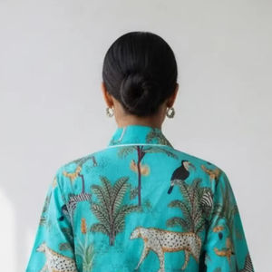 Exquisito Kimono de Algodón con Estampado Tropical para Mujer, Ligero y Elegante, con Cuello en V, Manga Larga, Cintura Alta, Tipo Bata Midi - Product Image 1
