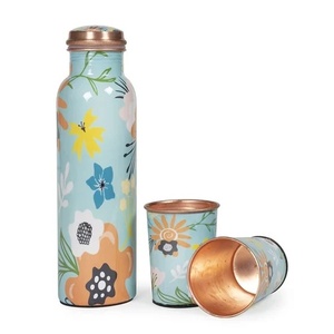 Botella de agua floral de cobre para servicio a la habitación con 2 tazas, juego de bebidas portátil para viaje - Product Image 1