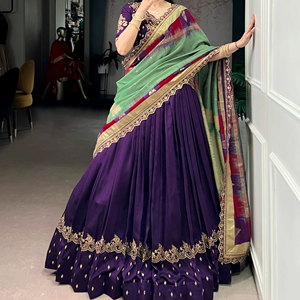 Nuevo Lanzamiento: Lehenga Choli con Lentejuelas de Seda Vichitra y Bordado con Hilos - Product Image 1