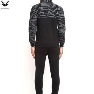 Conjunto Deportivo Negro para Hombre, Producto de la Más Alta Calidad, Tela de la Mejor Calidad, Sudadera con Cierre y Cuello Alto Personalizado - Product Image 3