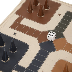 Juego de Ludo Enrollable de Cuero con Dados y Fichas Multicolores, Portátil para Viajes Familiares y Entretenimiento - Product Image 3