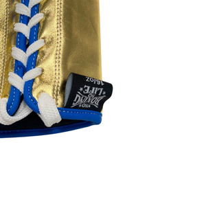 Gants de boxe personnalisés blancs « No Boxing No Life » à lacets, design multicolore, en cuir respirant, faits à la main, pour entraînement en salle de sport - Product Image 3