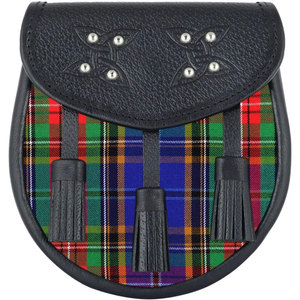 Sporran Escocés Artesanal con Panel de Tartán de Clan, Bolsa de Cuero Premium con 3 Borlas y Nudo Celta - Product Image 1