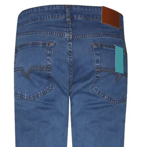 กางเกงยีนส์ทรงตรงผู้ชายสไตล์คลาสสิก ลำลอง สตรีทแฟชั่น ทรงเข้ารูป สีฟ้าฟอก ใส่ได้ทั้งฤดูหนาวและฤดูร้อน ระบายอากาศได้ดี ดีไซน์ย้อนยุค - Product Image 6