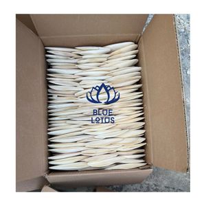 พร้อมส่ง ปี 2026 กระดูกปลาหมึก บล็อกแคลเซียมสำหรับนก สำหรับบดปากและเคี้ยวเล่นในกรง - Product Image 1