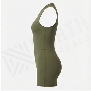 ชุดจั๊มสูทกีฬาผู้หญิงแบบไร้แขน แห้งเร็ว กระชับรูปร่าง พร้อมกางเกงขาสั้นในตัว เหมาะสำหรับออกกำลังกาย ฟิตเนส โยคะ และชุดออกกำลังกายอื่นๆ - Product Image 3