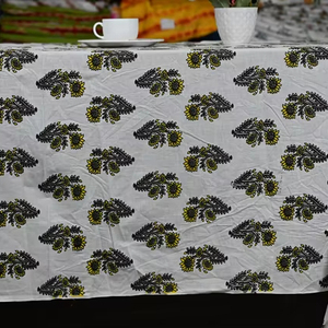 Mantel Rectangular de Algodón con Estampado Artesanal Indio, Mantel Floral para Mesa de Comedor - Product Image 1