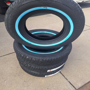 Neumáticos 225/75R15 de Larga Duración, Diseñados con Construcción de Banda de Rodadura Resistente, Tracción Confiable, Manejo Cómodo - Product Image 1