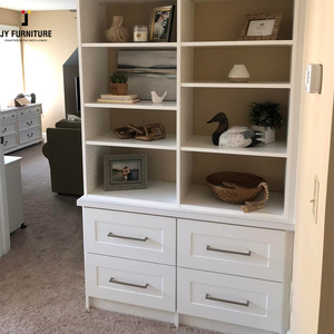 Armoire autoportante en bois minimaliste moderne personnalisée JY Project avec portes battantes à panneaux plats pour chambre d'appartement - Product Image 4