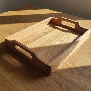 Plateau de service rectangulaire en bois 38x25cm, design minimaliste, bois massif, plateau durable pour plats - Product Image 2