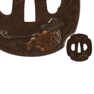 ซูบาญี่ปุ่นยุคเอโดะ ทำจากเหล็ก ประดับทองและเงิน ลายภูเขาไฟฟูจิและรูปคน ไม่มีตราประทับ - Product Image 1