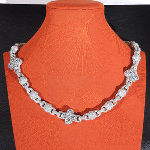 Collier de luxe en moissanite à maillons floraux, chaîne de déclaration entièrement pavée, bijoux fins étincelants, cadeau pour hommes et femmes - Product Image 6