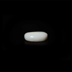 Natural Oval Cut Opal 9.35 Carat Loose Gemstone for Fine Jewelry - Product Image 3