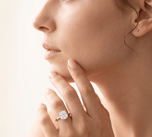Anillo de Compromiso con Diamante Corte Cojín para Mujer, Clásico, Diamantes Cultivados en Laboratorio - Product Image 6