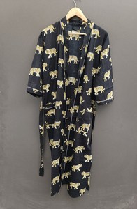 Bata Kimono de Algodón Suave y Transpirable para Mujer con Estampado Digital de Dibujos Animados Naaz Textile, Camisón de Verano Hecho a Mano ODM con Cuello en V Elástico - Product Image 2