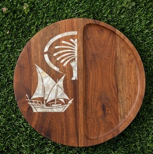 Plateau en bois luxueux fait main incrusté de nacre, rond, divisé, pour servir des chocolats, pour le festival de l'Eid Mubarak - Product Image 1