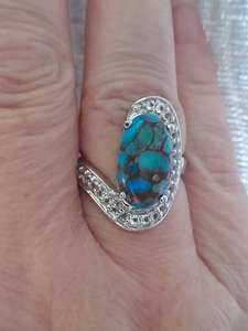 Anillo Elegante de Plata de Ley con Turquesa, Joyería Artesanal con Piedras Preciosas, Diseño Elegante para Mujer, Venta al Por Mayor para Exportación - Product Image 2