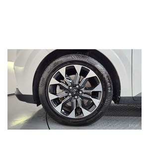 2020 for Kia Carnival 9-Seater Signature 102,731 km Diesel Automatic Gearbox with Rear Camera Left Steering - Product Image 5