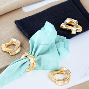 Vente chaude Moderne En Forme De Métal Doré Ronds De Serviette Cercle Serviette Boucle pour La Décoration De Table pour Les Fêtes En Gros En Vrac - Product Image 6