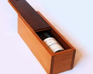 Caja de Almacenamiento Moderna de Madera con Tapa Deslizante, Organizador de Escritorio para Vino y Artículos Pequeños, Capacidad de Carga de 5 kg - Product Image 3