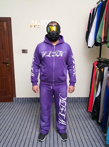 Conjunto de Sudadera con Capucha y Pantalones Deportivos de Felpa Gruesa con Lavado Ácido Morado Personalizado, Traje Deportivo con Estampado Gráfico para Hombre - Product Image 5