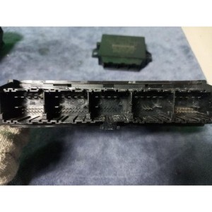Módulo de Control de Cierre Centralizado Fusion 2005-2012 Usado OEM 7S7T19G481CA - Product Image 3