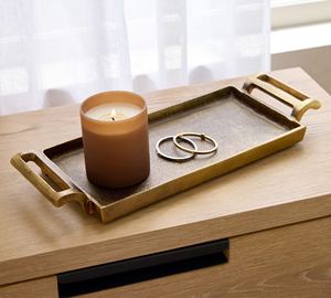 Bandeja Rectangular de Lujo Dorada al por Mayor, Plato Metálico para Hotel con Acabado Antiguo Elegante y Asas Curvas de Latón - Product Image 1