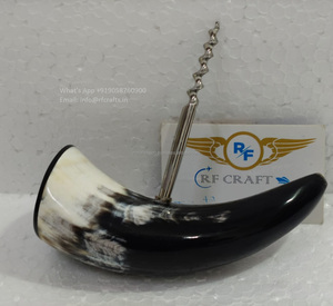 Cuerno de animal de calidad superior con abrebotellas de metal para el hogar y el hotel por RF Crafts - Product Image 1