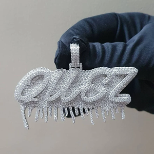 Pendentif personnalisé classique en argent sterling 925 avec nom en moissanite et diamants VVS, plaqué rhodium, idéal pour les fêtes - Product Image 4