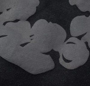 Shorts de sport décontractés pour hommes, gris foncé, avec logo frontal, séchage rapide, anti-UV, respirants, 100% coton pur, personnalisables et de haute qualité - Product Image 2