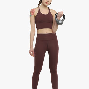Ensemble de yoga 2 pièces uni sans couture grande taille pour femme, personnalisé avec impression frontale, en tissu léger et respirant de haute qualité - Product Image 4