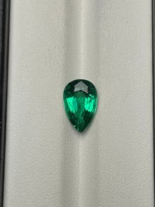 Piedra Preciosa Suelta de Esmeralda Verde Natural, Corte Pera, para Joyería - Product Image 4